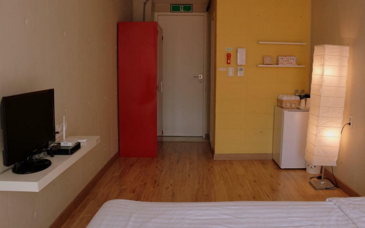 Atelier Hostel Szuncshon Kültér fotó